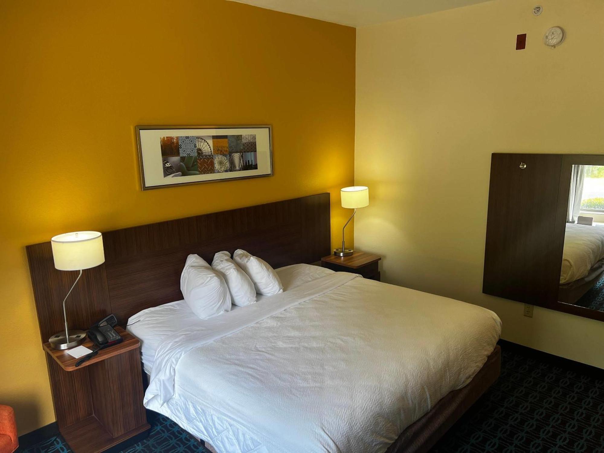 Rodeway Inn メイコン エクステリア 写真